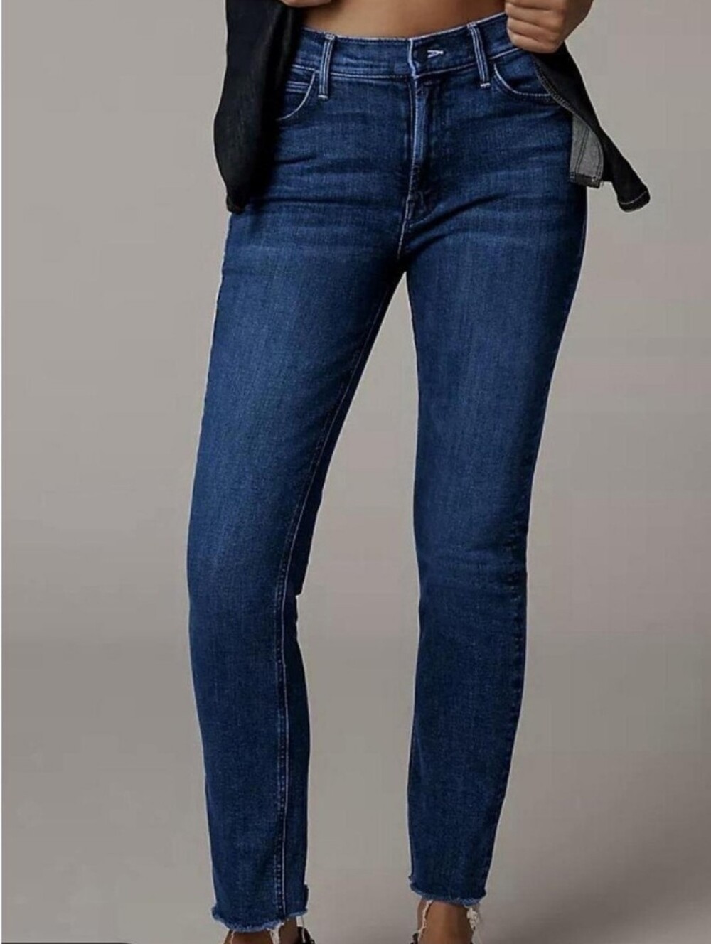 MOTHER The Looker Ankle Fray Jeans - Yakkity Yak Wash - Size 26